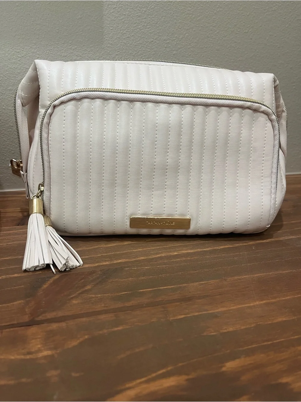 $98 TARTAN + Twine Cream Quilted Cosmetic & Toiletry Travel Case w/Tassel Zipper